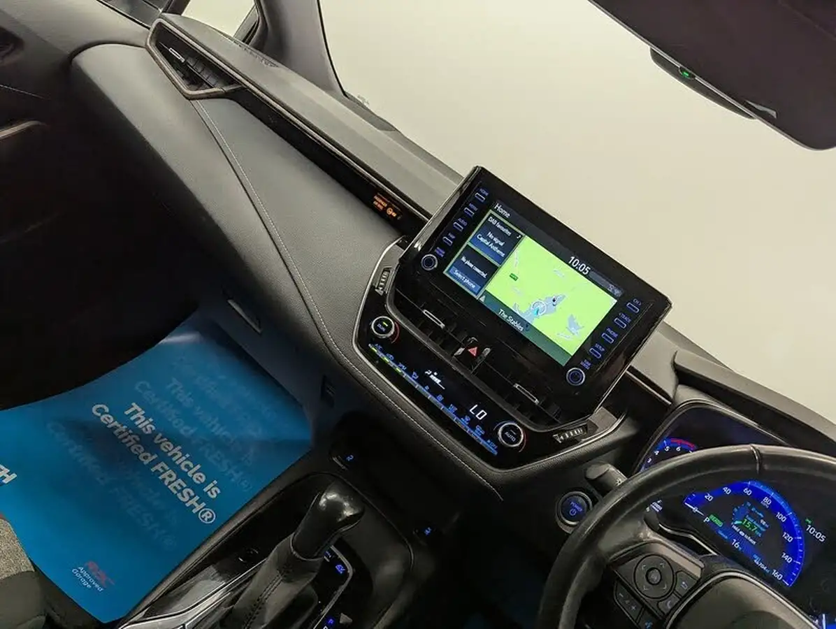 2021-toyota-corolla-18-vvt-i-trek-big-32