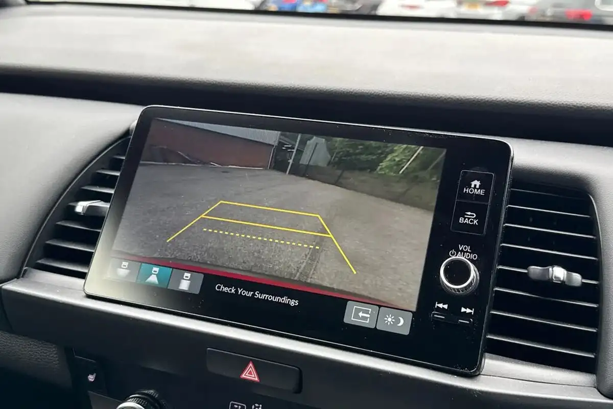 2024-honda-jazz-15-i-mmd-crosstar-advance-big-38