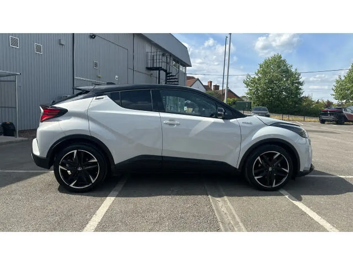 2021-toyota-c-hr-20-vvt-i-gr-sport-big-15