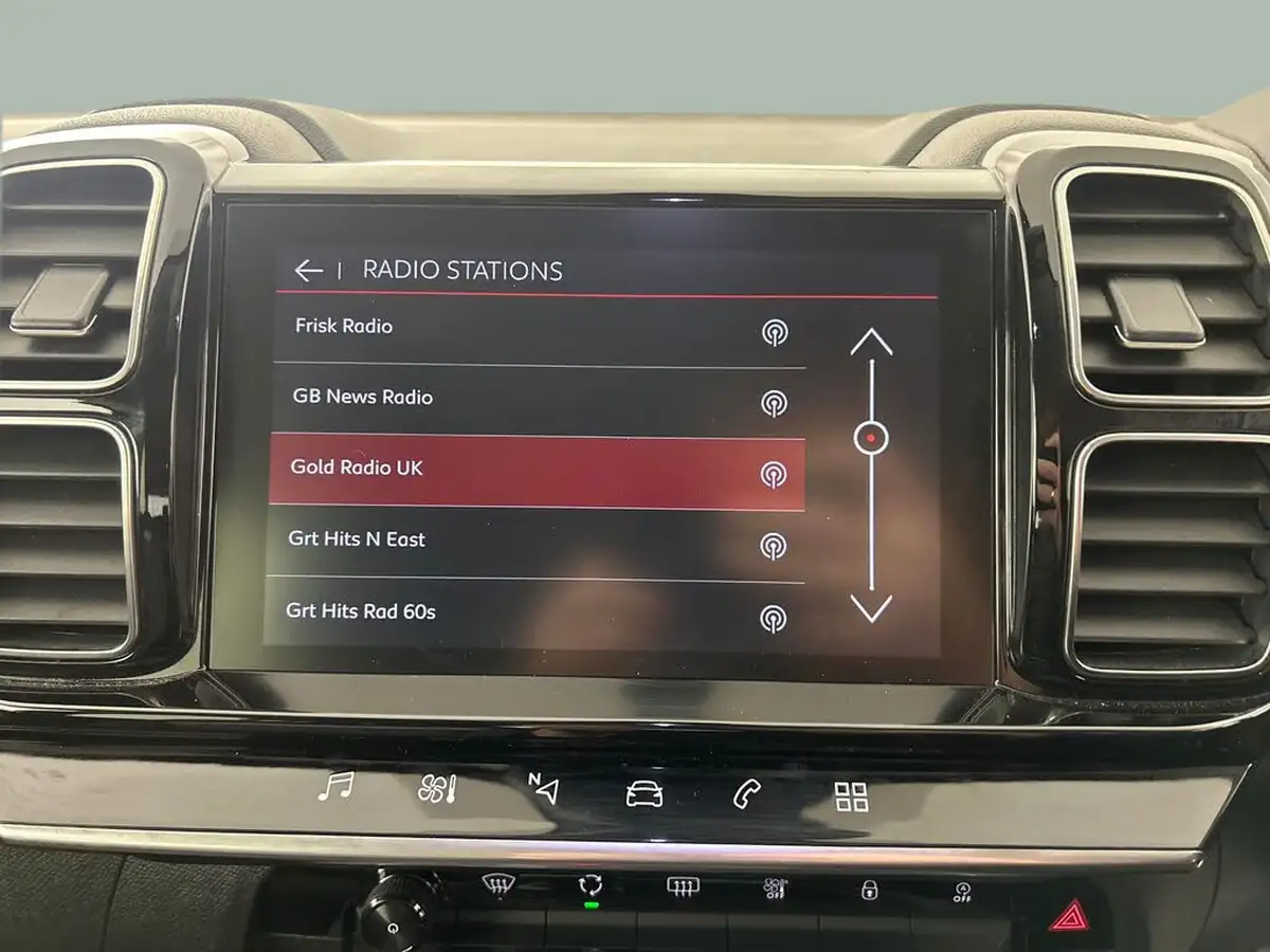 2020-citroen-c5-aircross-12-puretech-flair-plus-eat8-big-29