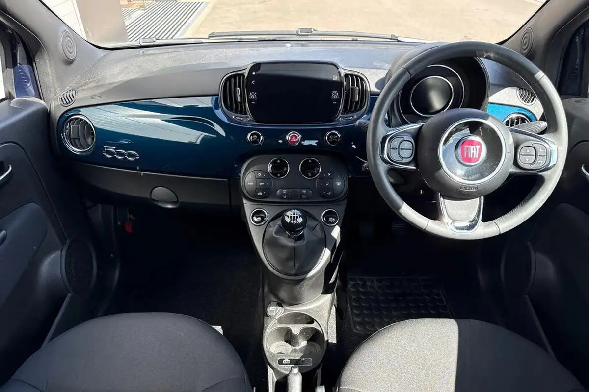 2024-fiat-500c-10-big-29