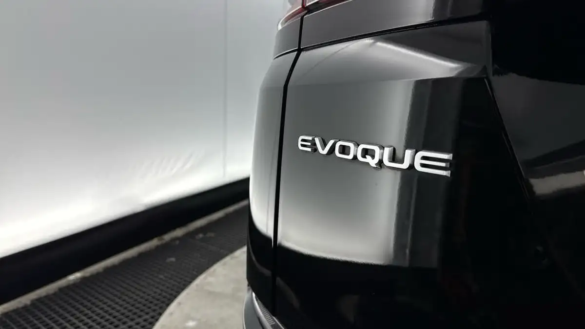 2021-land-rover-range-rover-evoque-20-p200-big-27