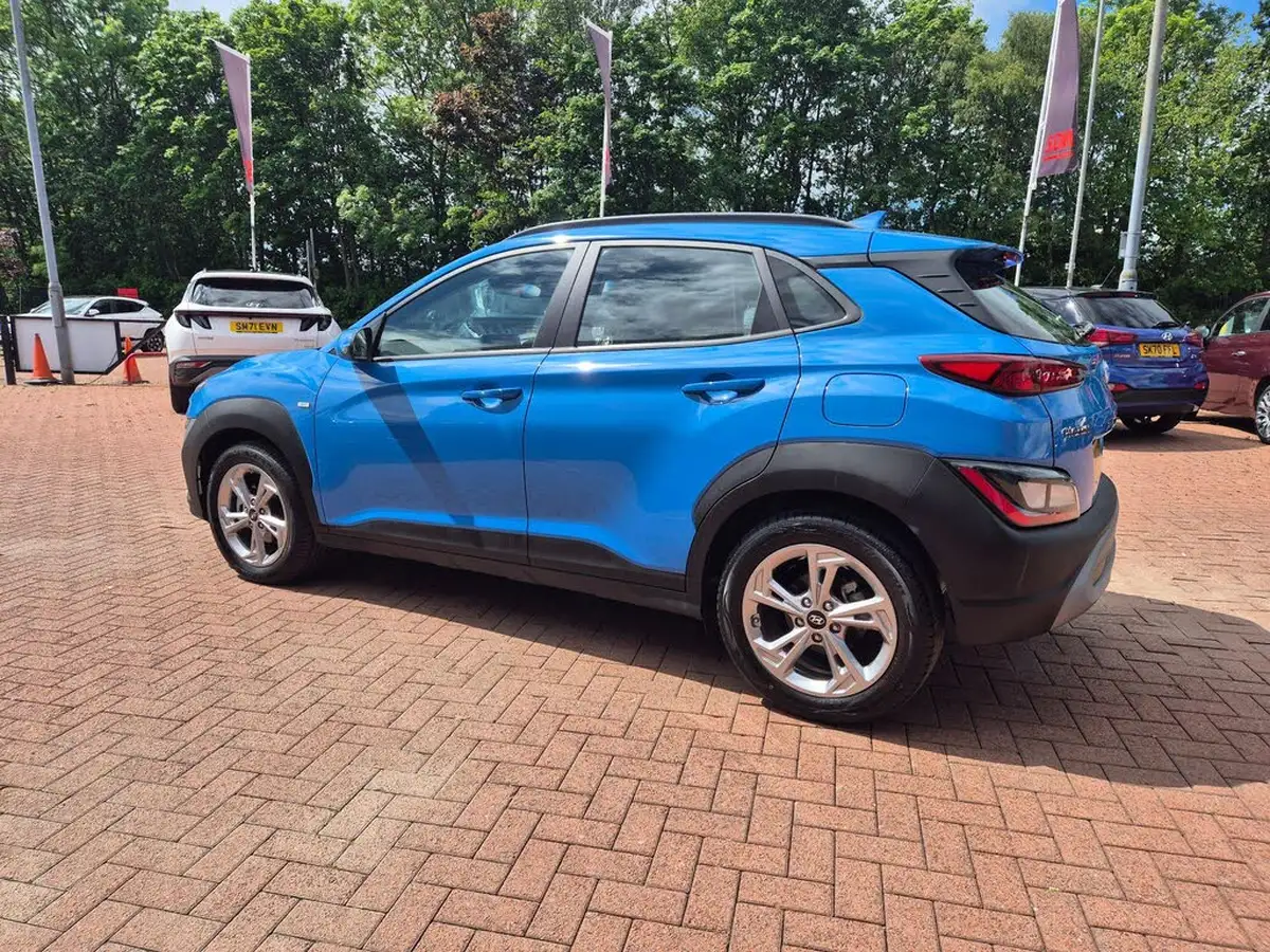 2022-hyundai-kona-10-t-gdi-se-connect-big-3