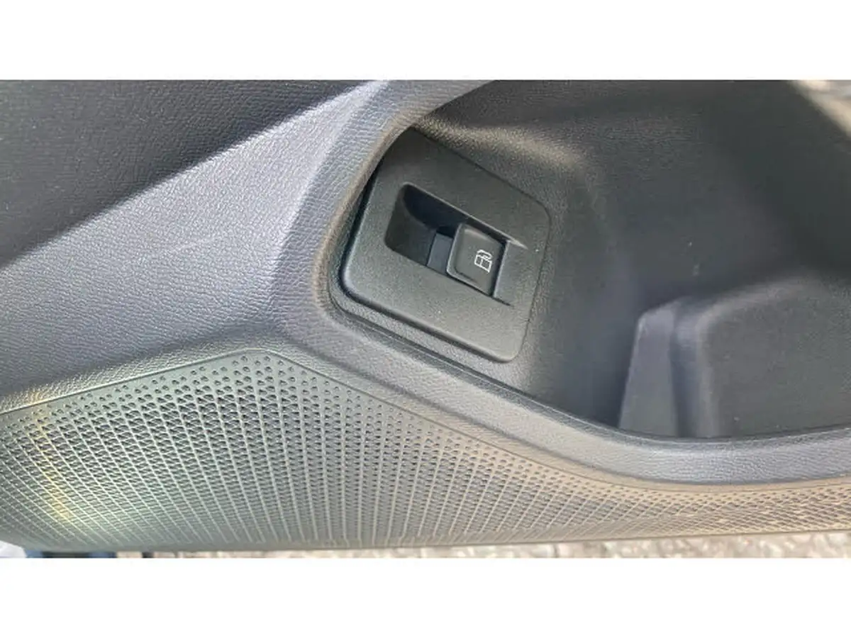 2024-cupra-formentor-14-e-hybrid-v1-big-36