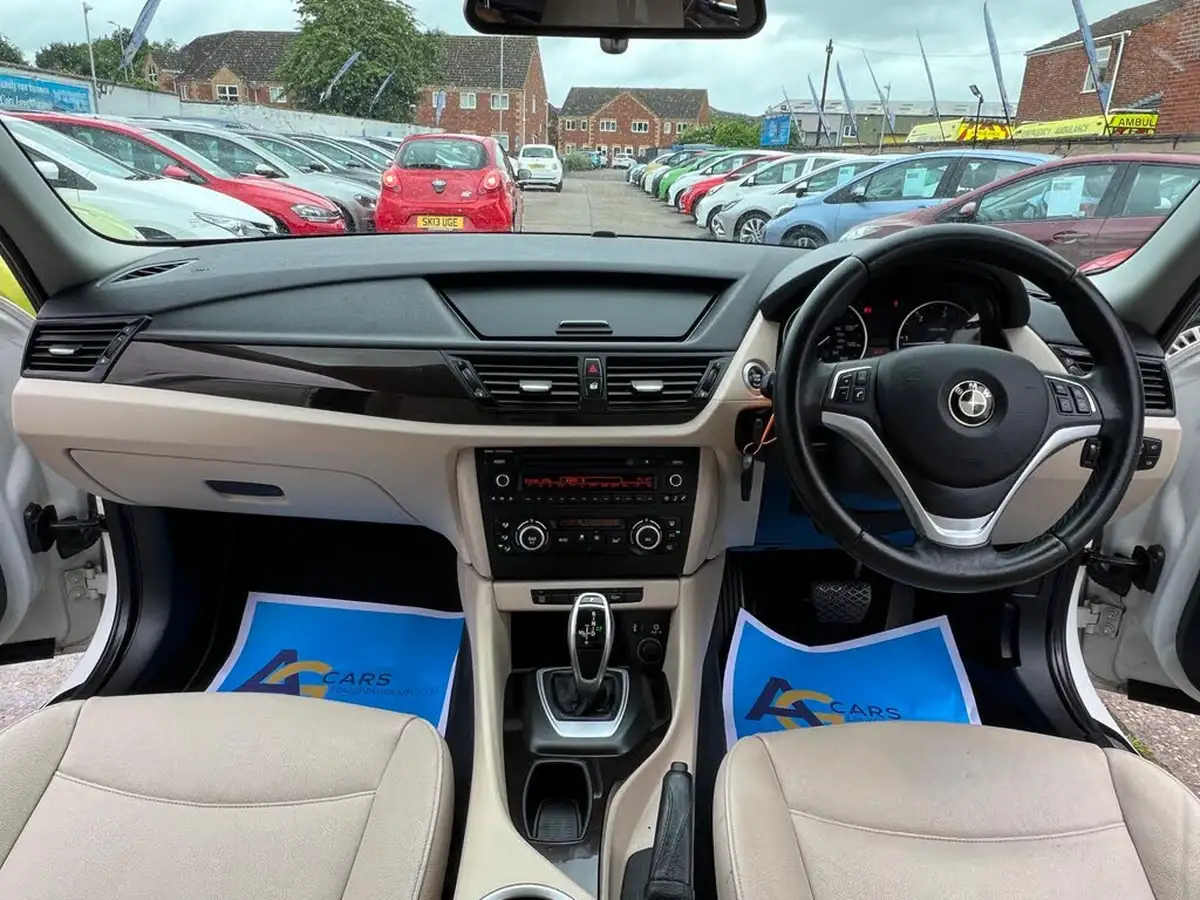 2013-bmw-x1-20td-sdrive18d-xline-auto-big-32