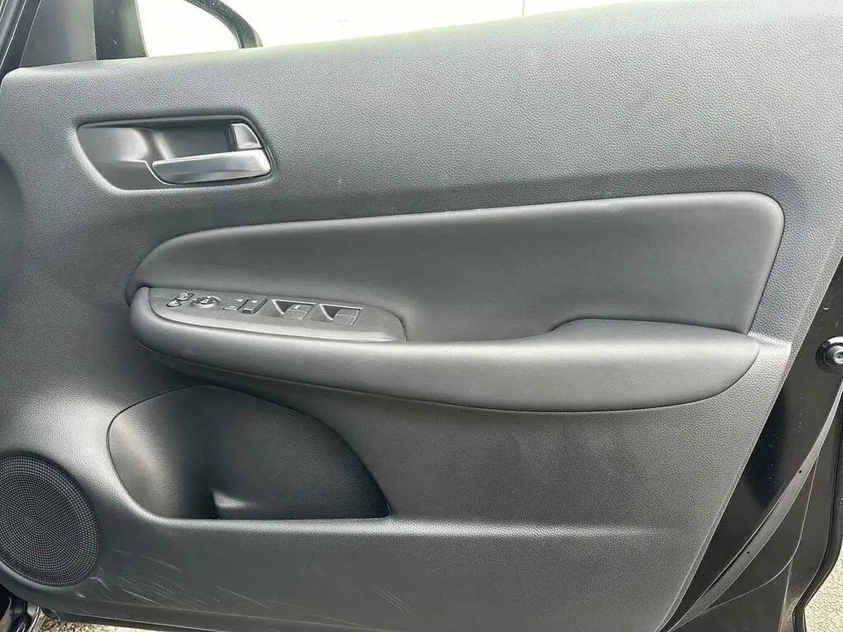 2023-honda-jazz-15-i-mmd-sr-big-27