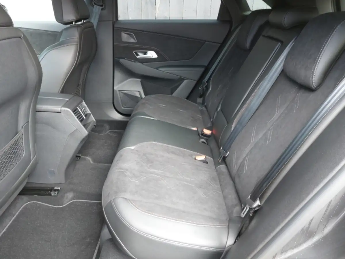 2021-citroen-c3-12-puretech-flair-83ps-big-5