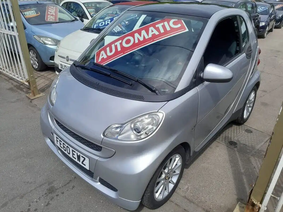 2010-smart-fortwo-08td-passion-coupe-semi-a-big-5
