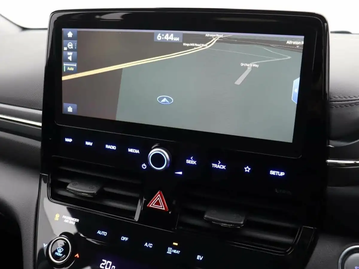 2020-hyundai-kona-e-premium-136ps-39kwh-big-36