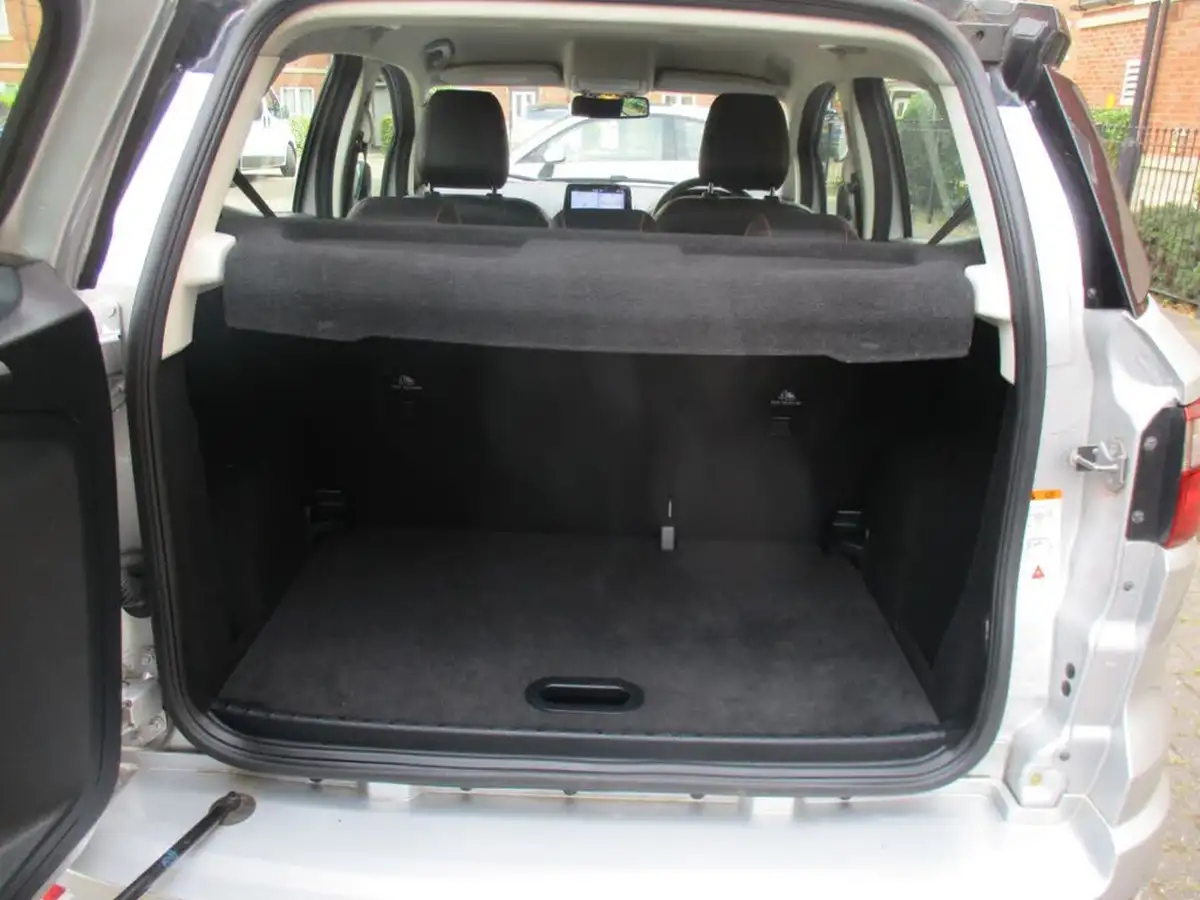 2018-ford-ecosport-10t-st-line-125ps-big-27