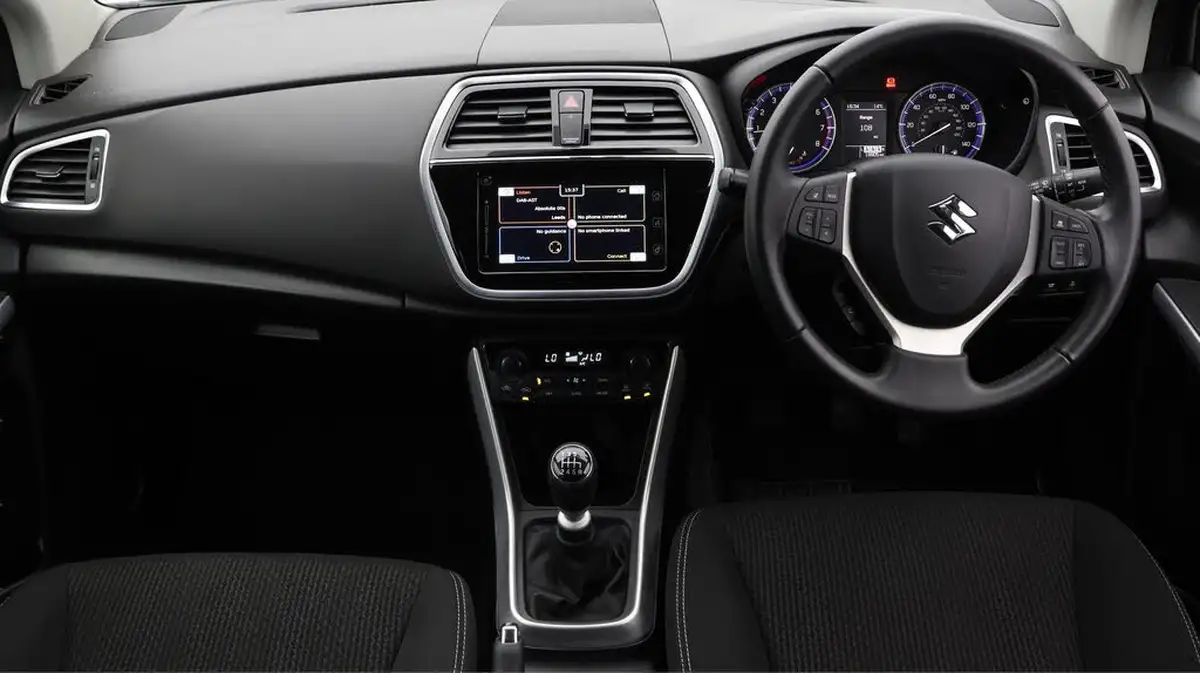 2021-suzuki-s-cross-14-boosterjet-sz-t-big-13