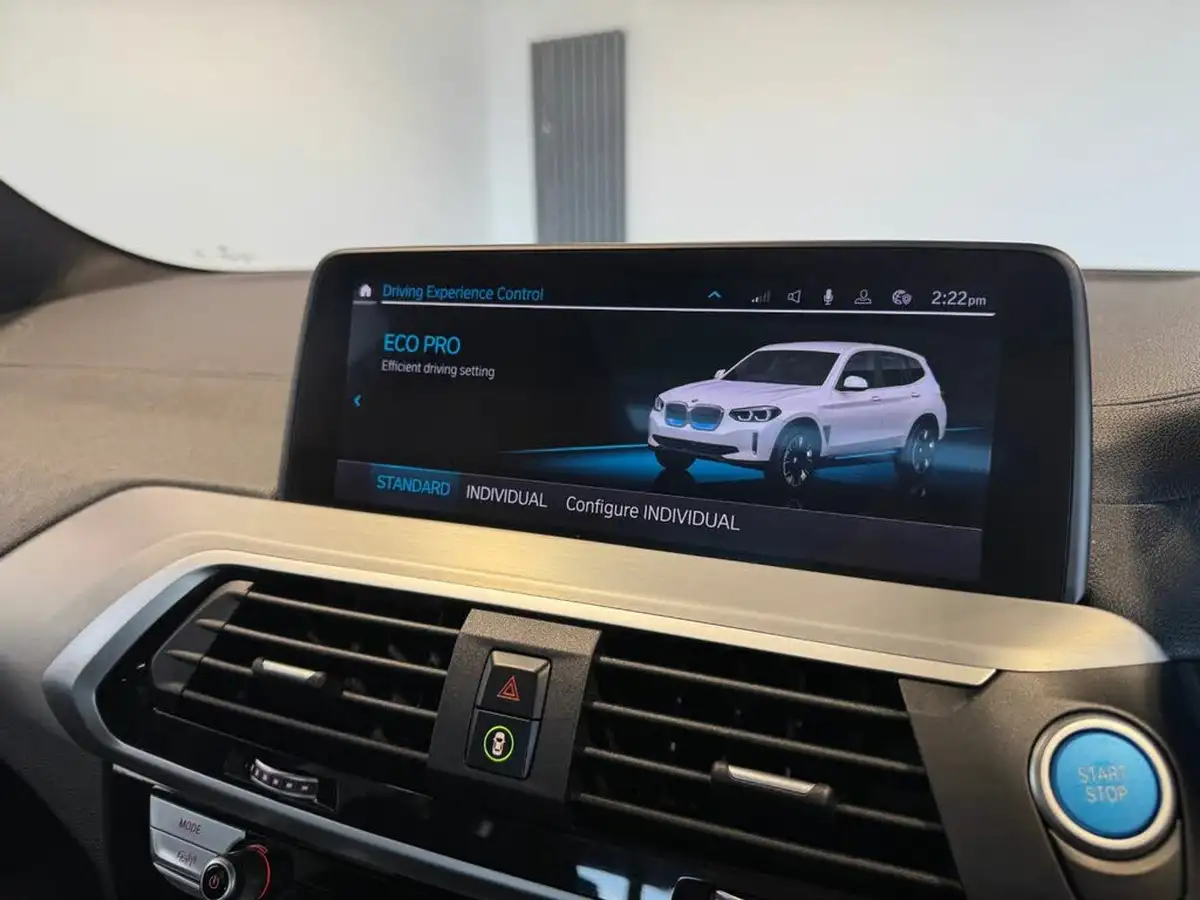 2021-bmw-ix3-e-premier-edition-big-24