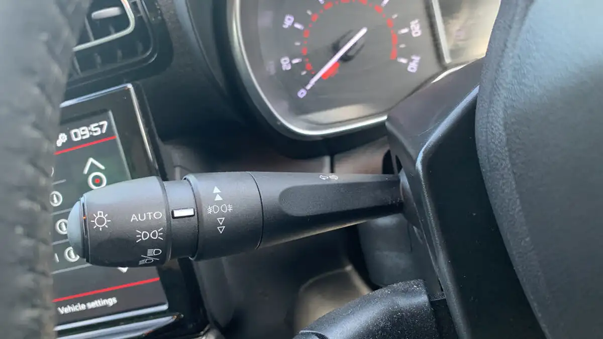2021-citroen-c3-aircross-12-puretech-shine-plus-110ps-big-26