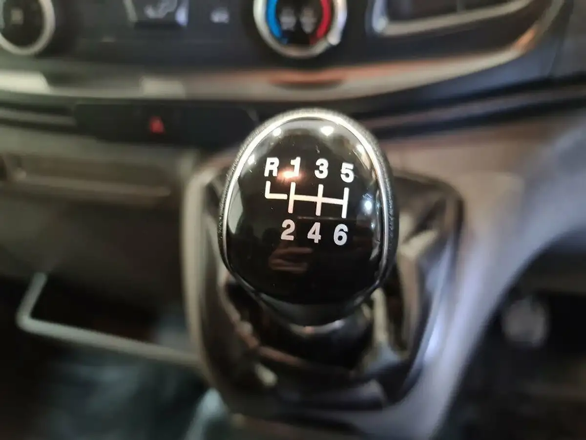 2024-ford-transit-big-22