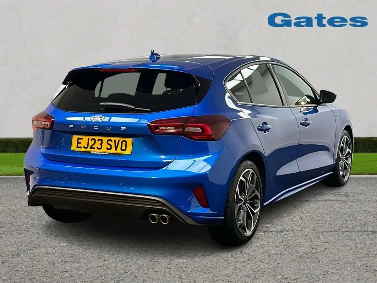 2023-ford-focus-10t-st-line-x-125ps-hatchback-big-6