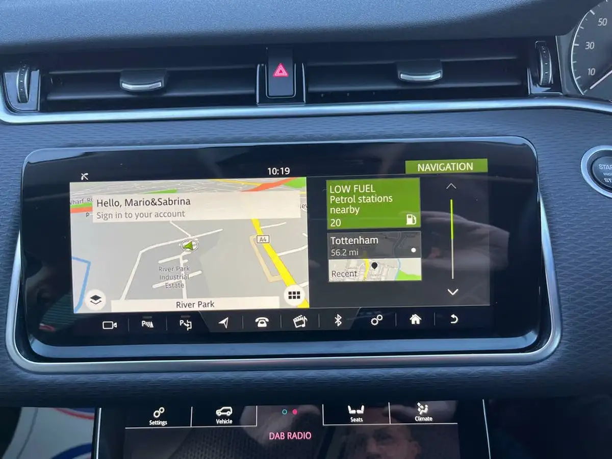 2019-land-rover-range-rover-evoque-20-d180-s-big-17