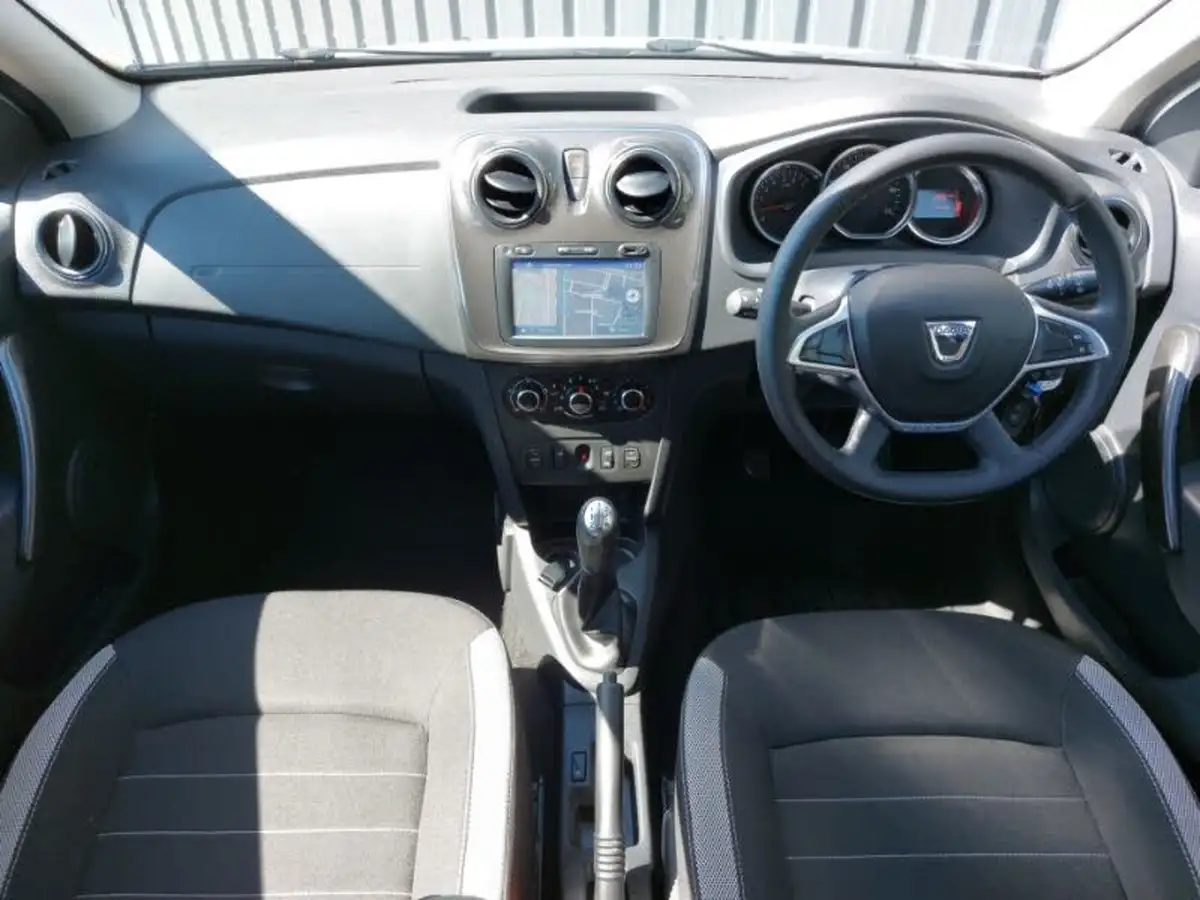 2019-dacia-sandero-stepway-09-tce-comfort-big-2