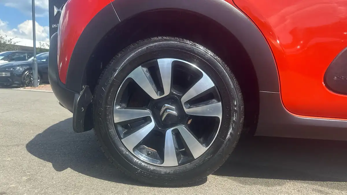 2018-citroen-c3-12-puretech-flair-82ps-big-15