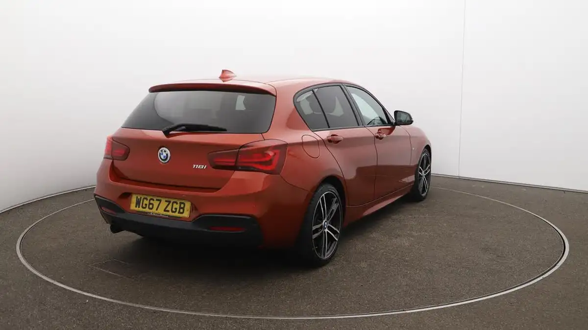 2017-bmw-1-series-15-118i-m-sport-shadow-edition-5d-auto-big-55