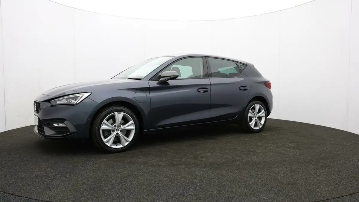2020-seat-leon-14-e-hybrid-fr-hatchback-big-63