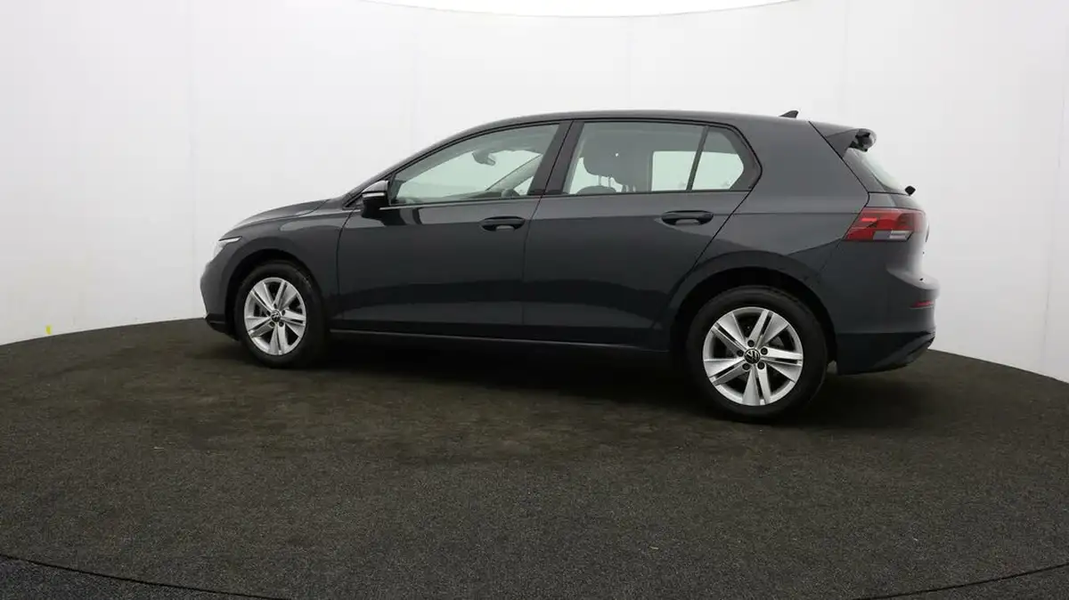 2022-volkswagen-golf-20tdi-life-hatchback-big-63