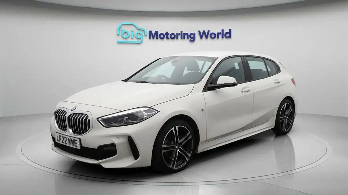 2022-bmw-1-series-15-118i-m-sport-lcp-dct-big-3
