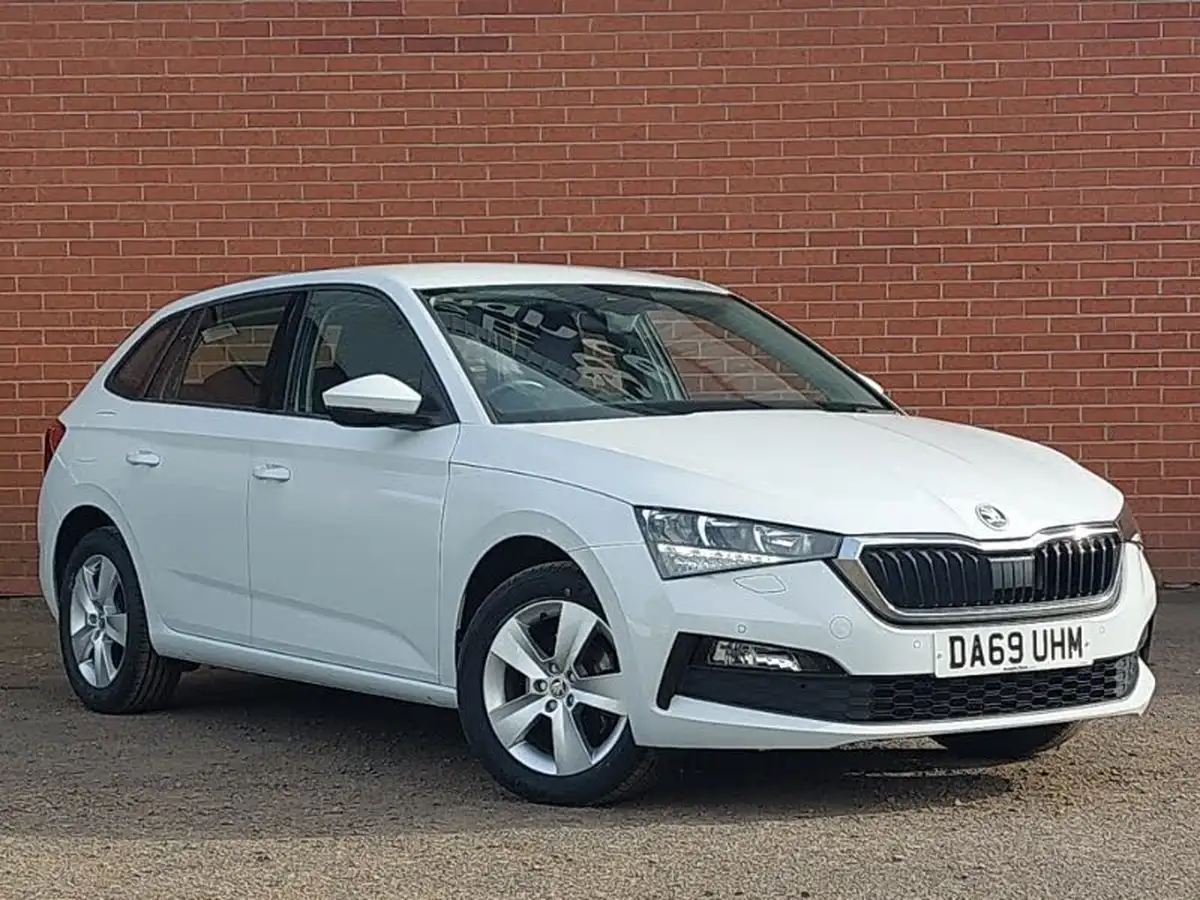 2020-skoda-scala-10-tsi-se-115ps-big-0