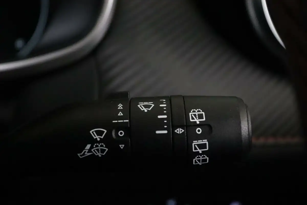 2023-mg-zs-suv-e-trophy-connect-ev-176ps-big-19