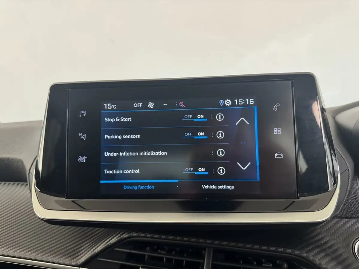 2023-peugeot-208-12-puretech-active-premium-100ps-eat8-big-27