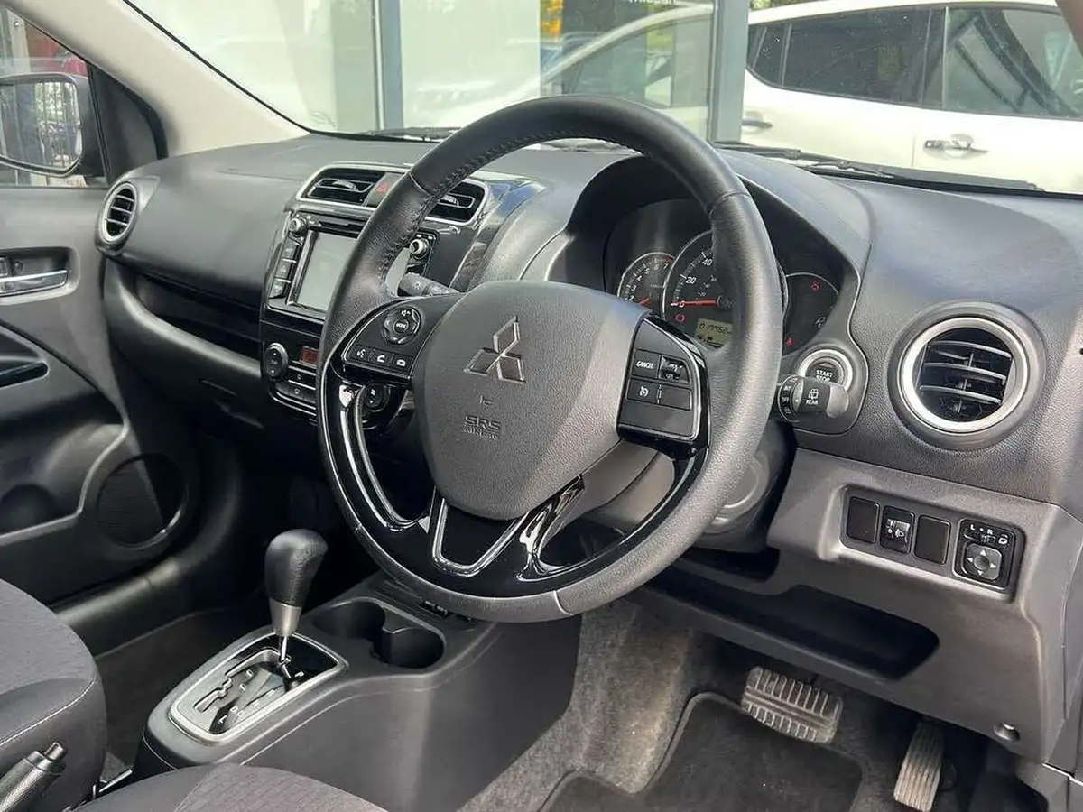 2019-mitsubishi-mirage-12-4-cvt-big-5