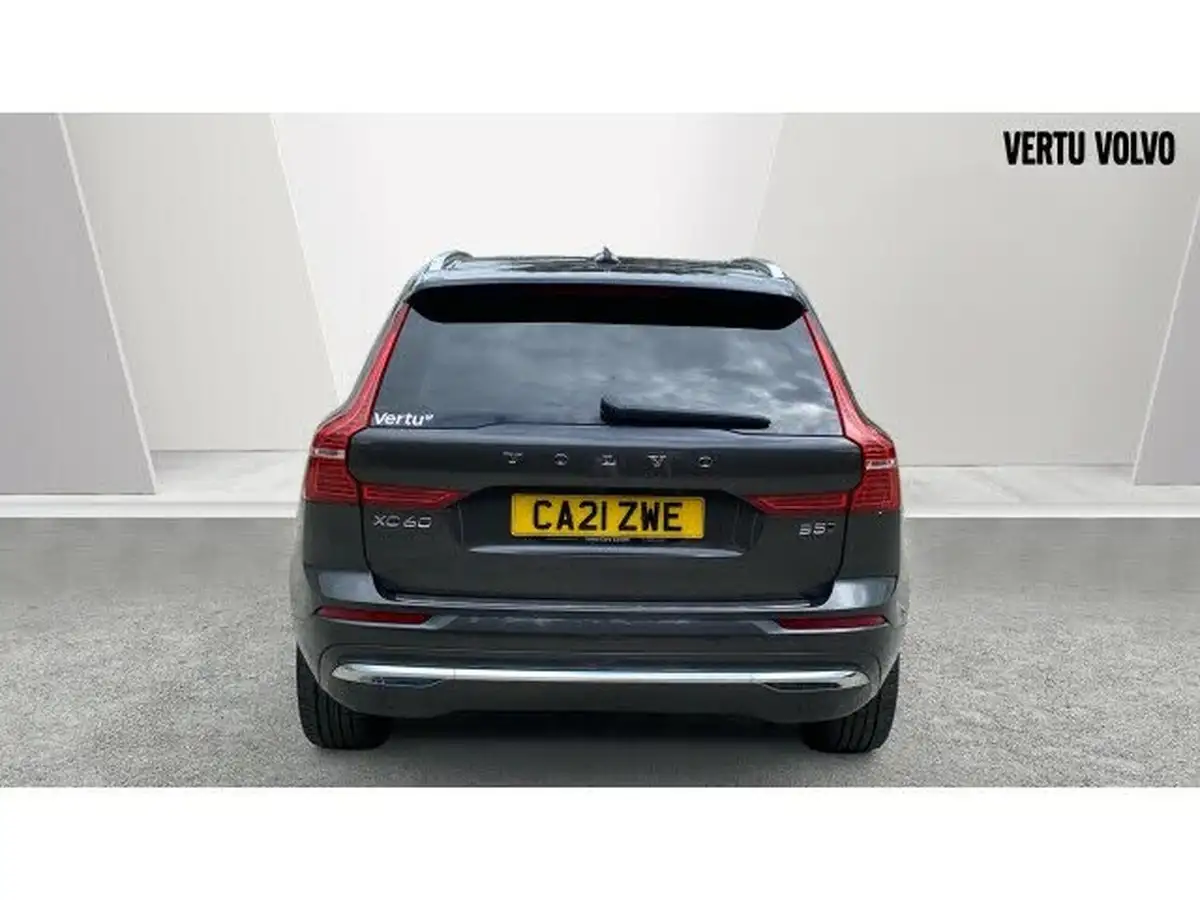 2021-volvo-xc60-20-b5-inscription-awd-big-12