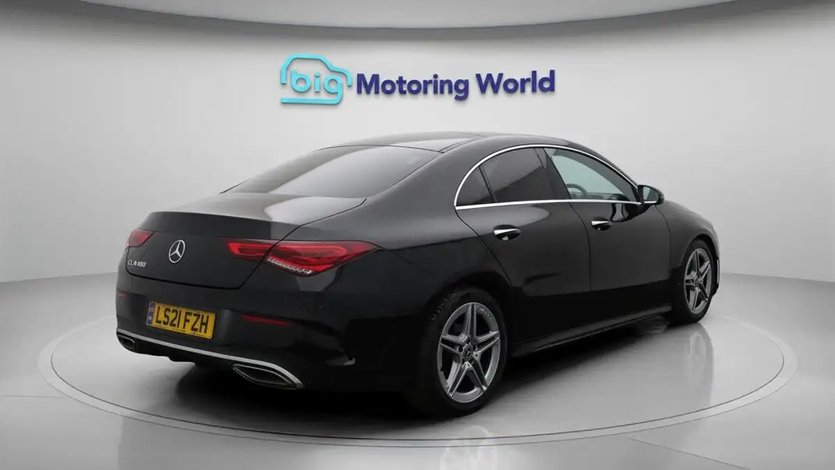 2021-mercedes-benz-cla-13-cla-180-amg-line-premium-plus-coupe-4d-big-7