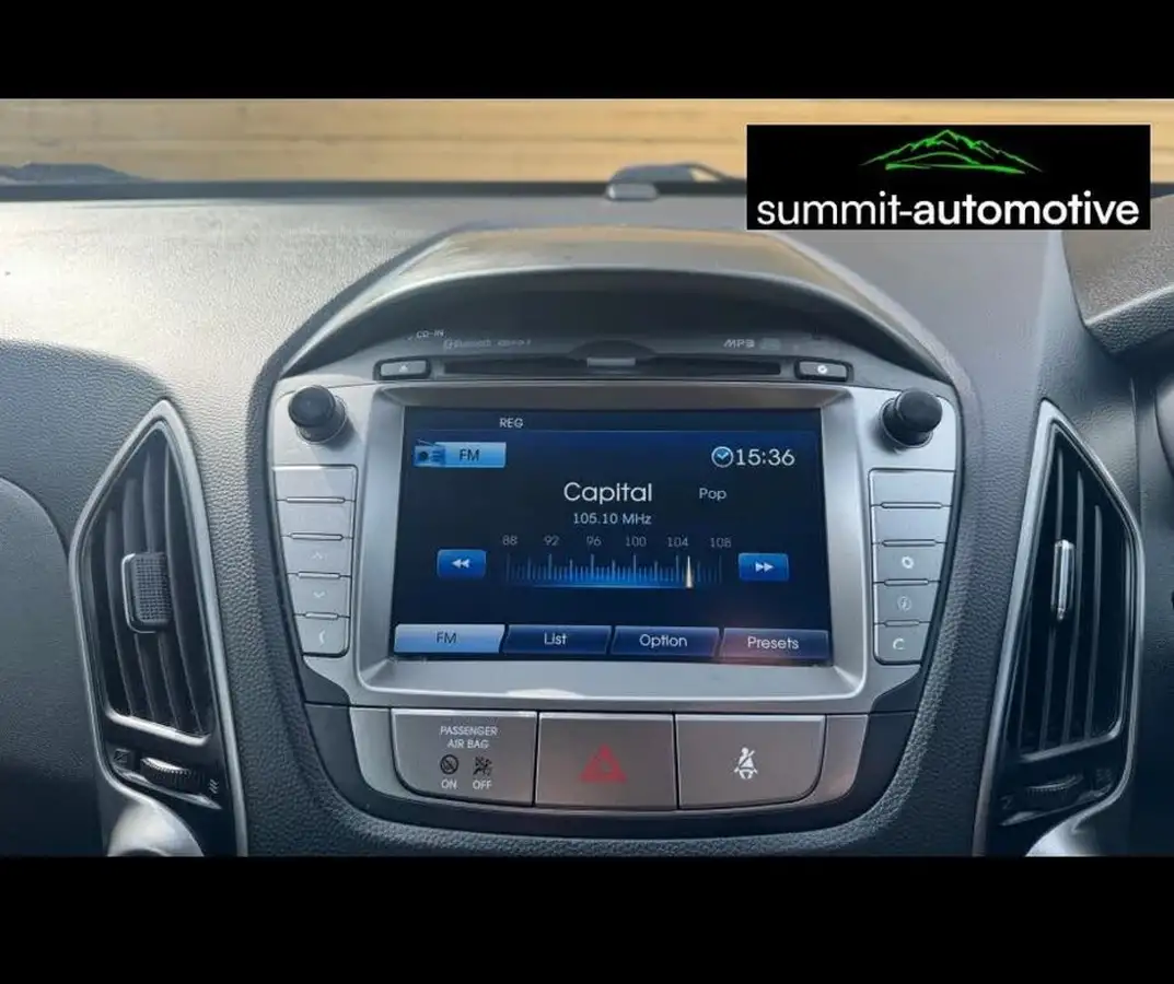 2013-hyundai-ix35-17td-premium-115ps-big-5