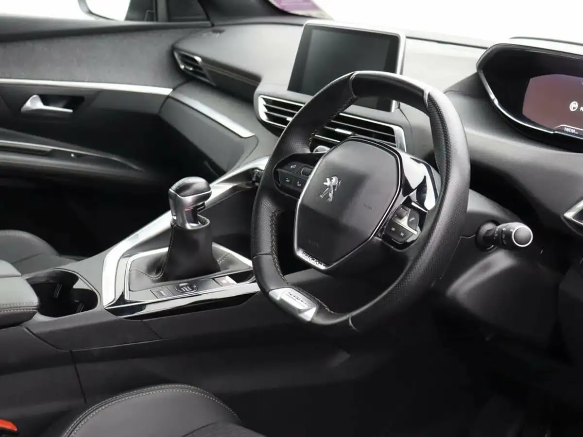 2020-peugeot-3008-suv-12-puretech-gt-line-premium-big-20