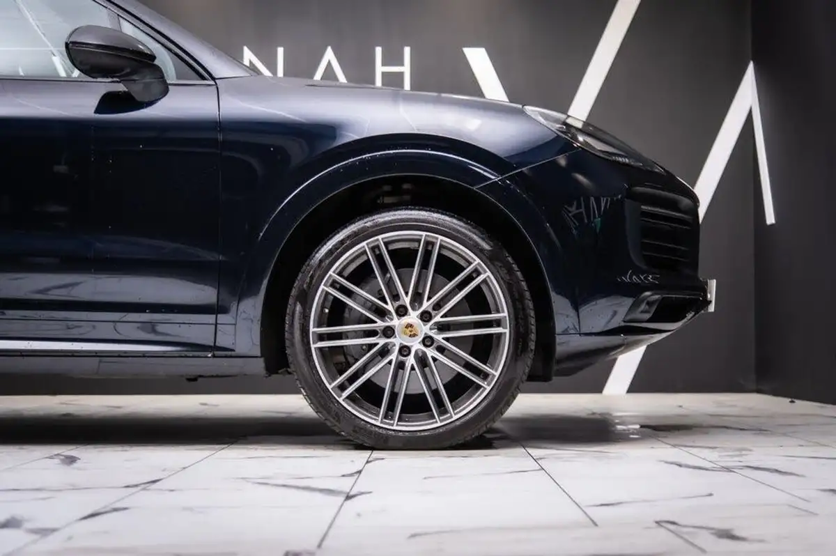 2020-porsche-cayenne-30-v6-s-big-24