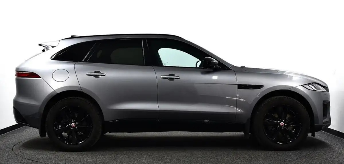 2023-jaguar-f-pace-20-d200-r-dynamic-black-big-2