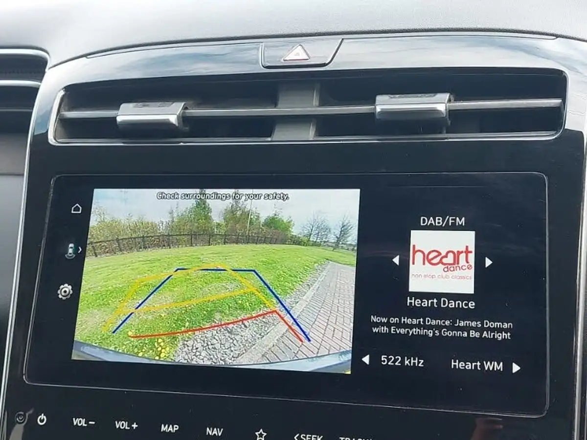 2022-hyundai-tucson-16-t-gdi-se-connect-150ps-big-13