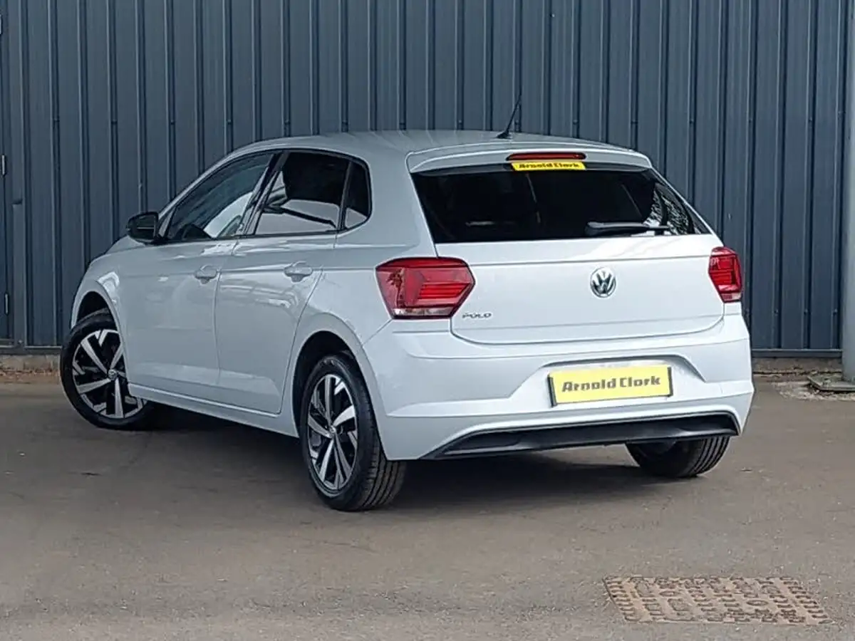 2018-volkswagen-polo-10-beats-60ps-5d-big-1
