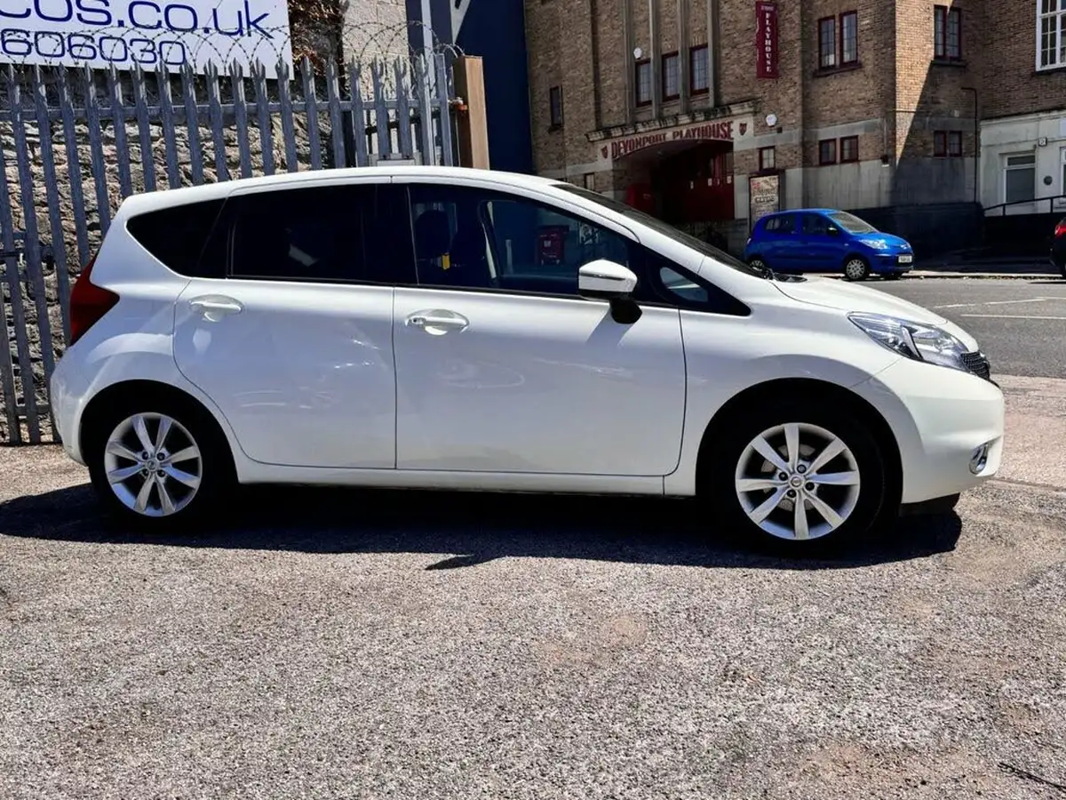 2015-nissan-note-12-acenta-premium-dig-s-98ps-style-pack-big-5