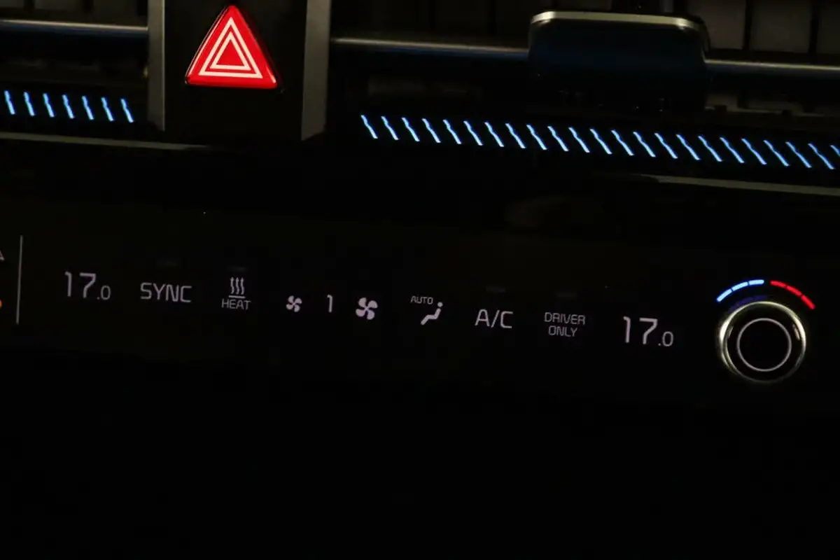 2022-kia-ev6-e-gt-line-225bhp-heat-pump-big-26