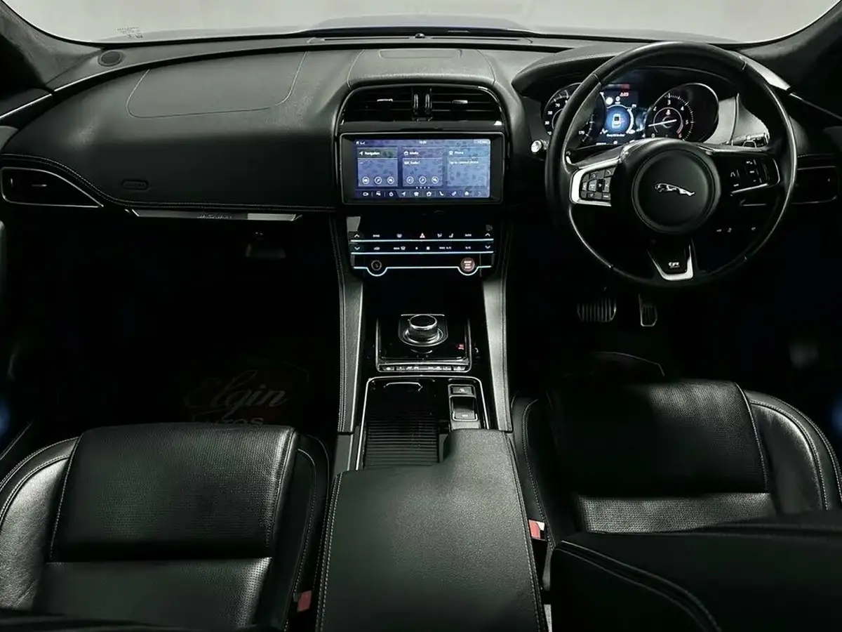 2019-jaguar-f-pace-20-i4d-r-sport-180ps-awd-ss-auto-big-30