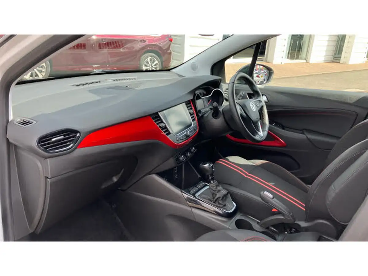 2023-vauxhall-crossland-12-gs-110ps-big-8