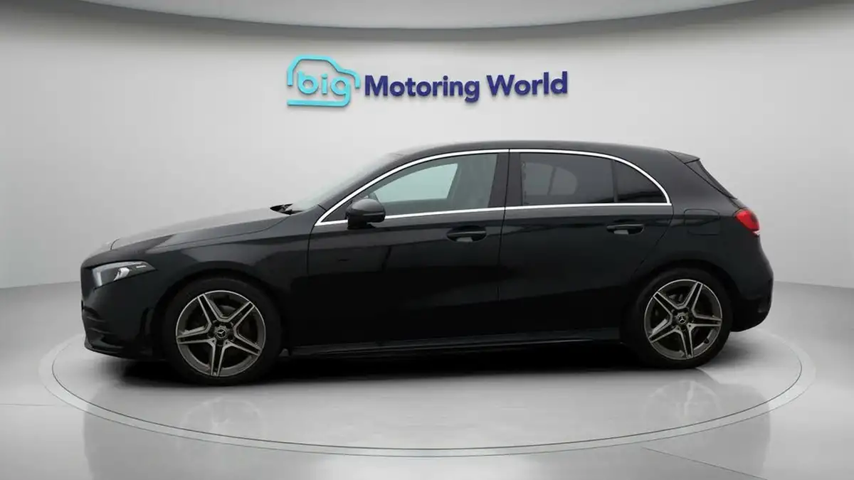 2020-mercedes-benz-a-class-13-a200-amg-line-executive-hatchback-5d-big-4
