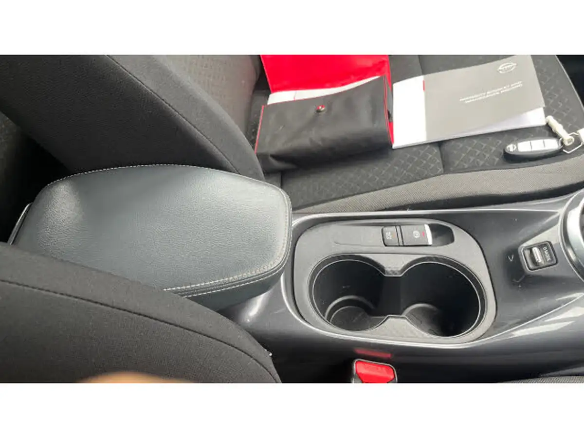 2021-nissan-juke-10-dig-t-n-connecta-dct-big-35
