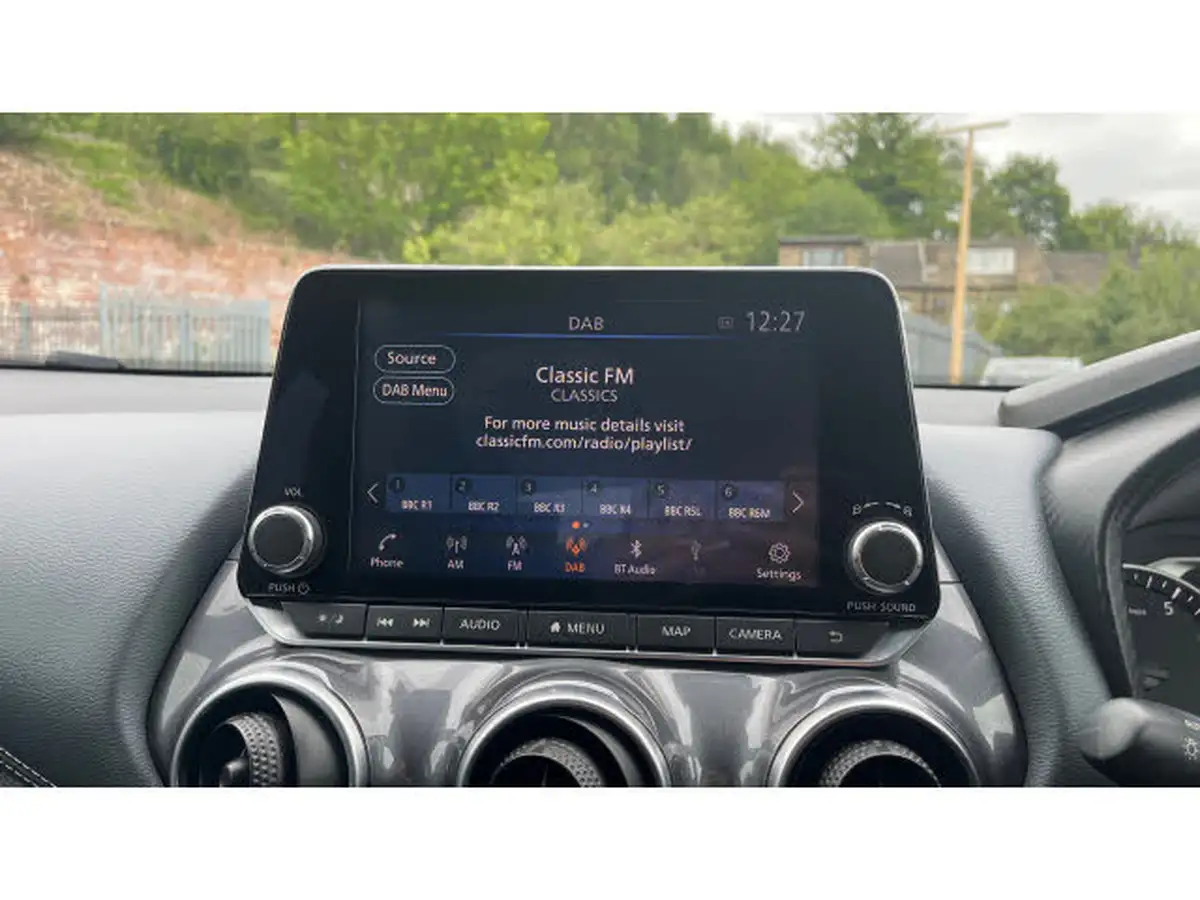 2021-nissan-juke-10-dig-t-n-connecta-dct-big-11