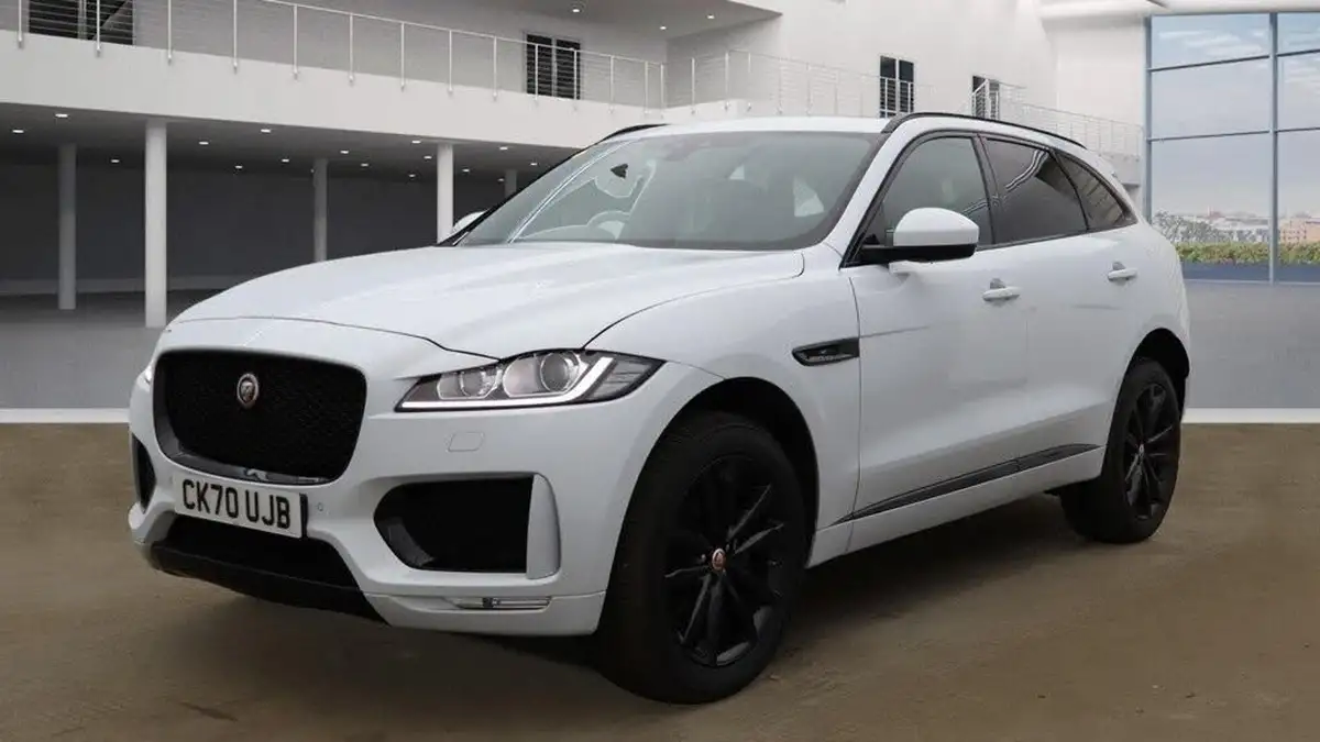 2020-jaguar-f-pace-20-i4d-chequered-flag-180ps-big-4
