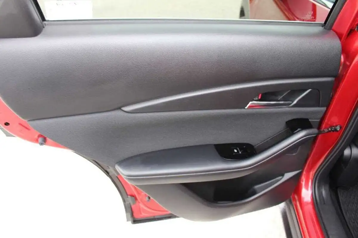 2023-mazda-cx-30-20-e-skyactiv-x-sport-lux-big-20