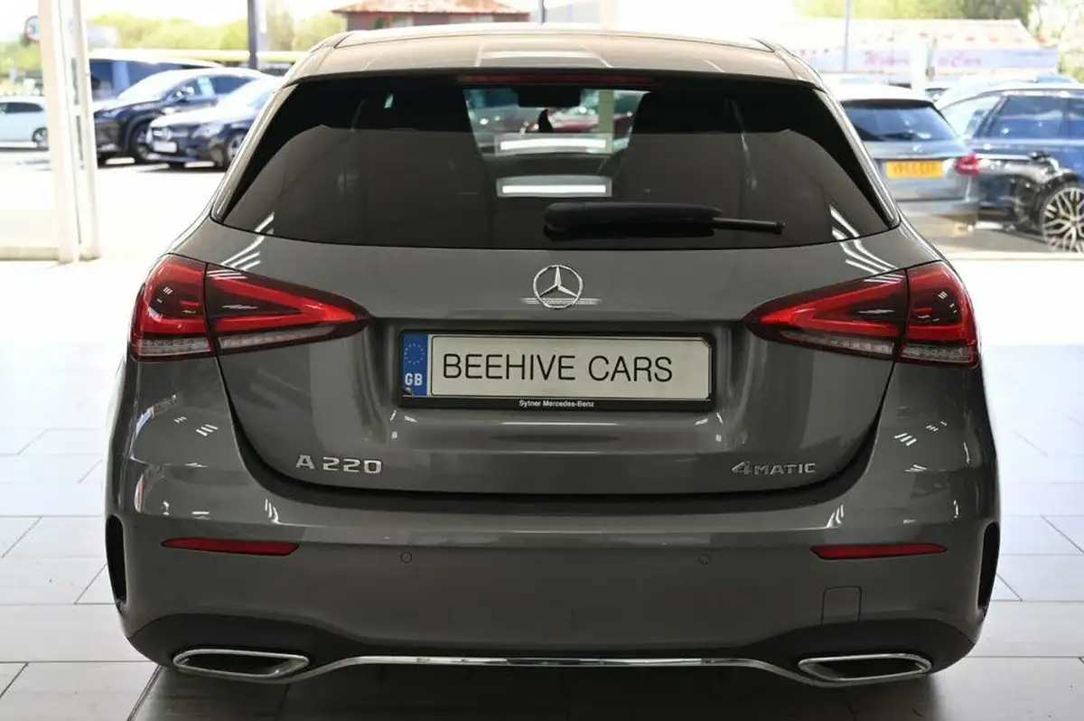 2019-mercedes-benz-a-class-20-a220-amg-line-premium-hatchback-5d-4matic-big-7