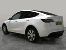 2022-tesla-model-y-e-long-range-small-16