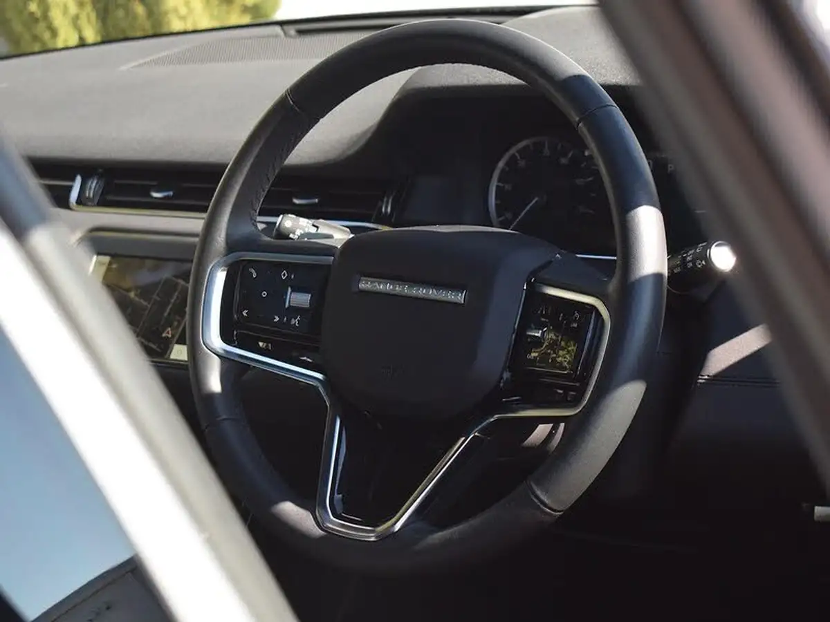 2023-land-rover-range-rover-evoque-20-d200-r-dynamic-se-big-9